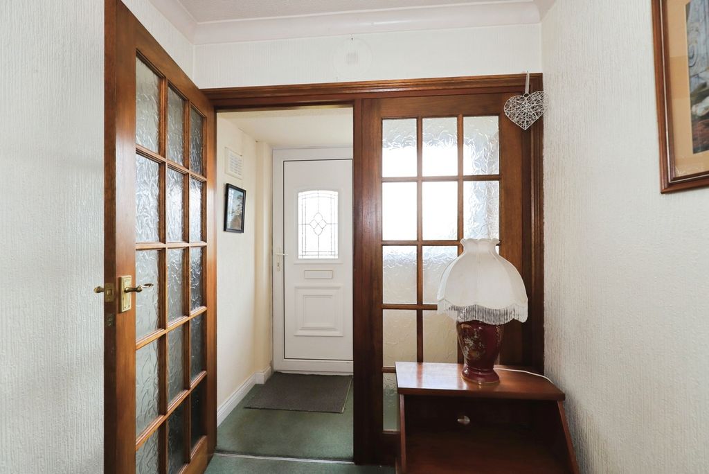 Property photo 2 of 17 Pbox-Img.Jpg