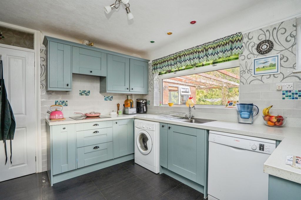 Property photo 3 of 20