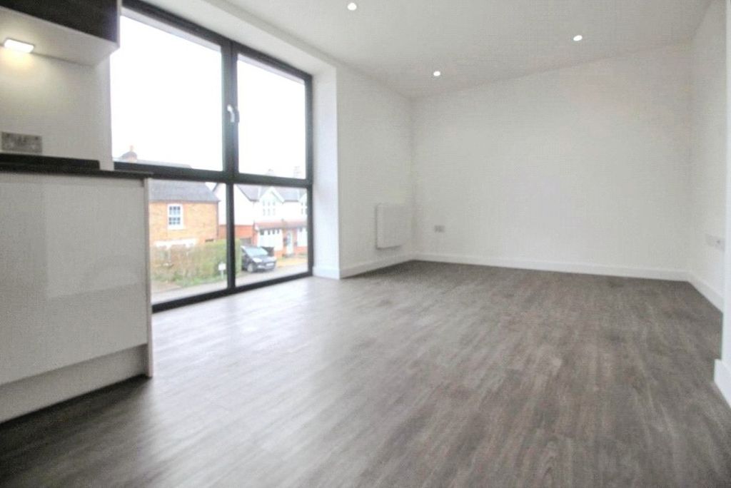 Property photo 3 of 7 Pbox-Img.Jpg