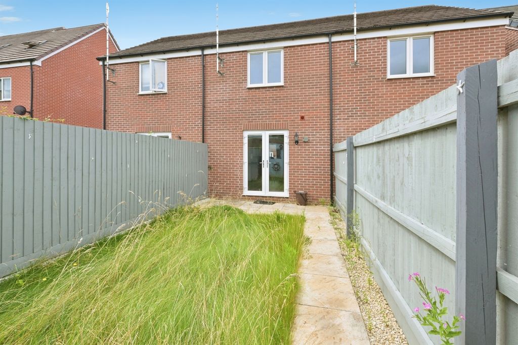 Property photo 2 of 11
