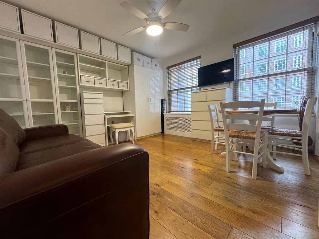 Property photo 2 of 11 1A8De4Fd-8B4B-4891-A7Fb-Bb9F333Ff549.Jpg