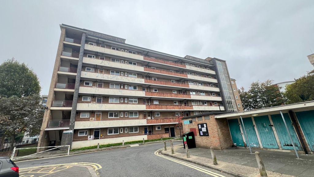 Property photo 1 of 9