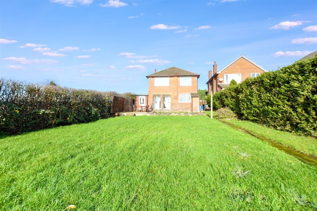 Property photo 2 of 22 Garden_3.Jpeg