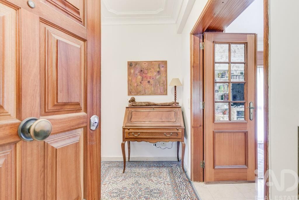 Property photo 2 of 29