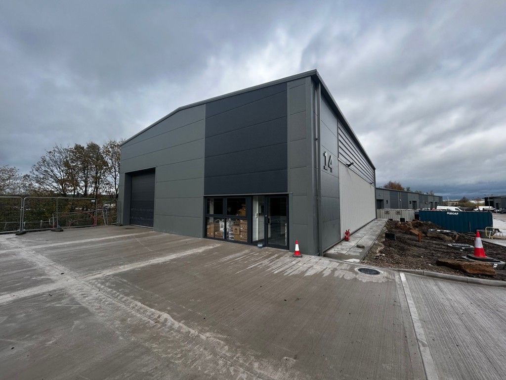 Property photo 2 of 10 Photo 11