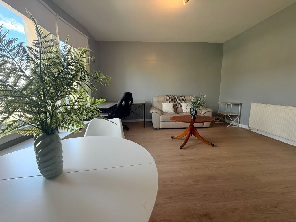 Property photo 2 of 9 Photo 2