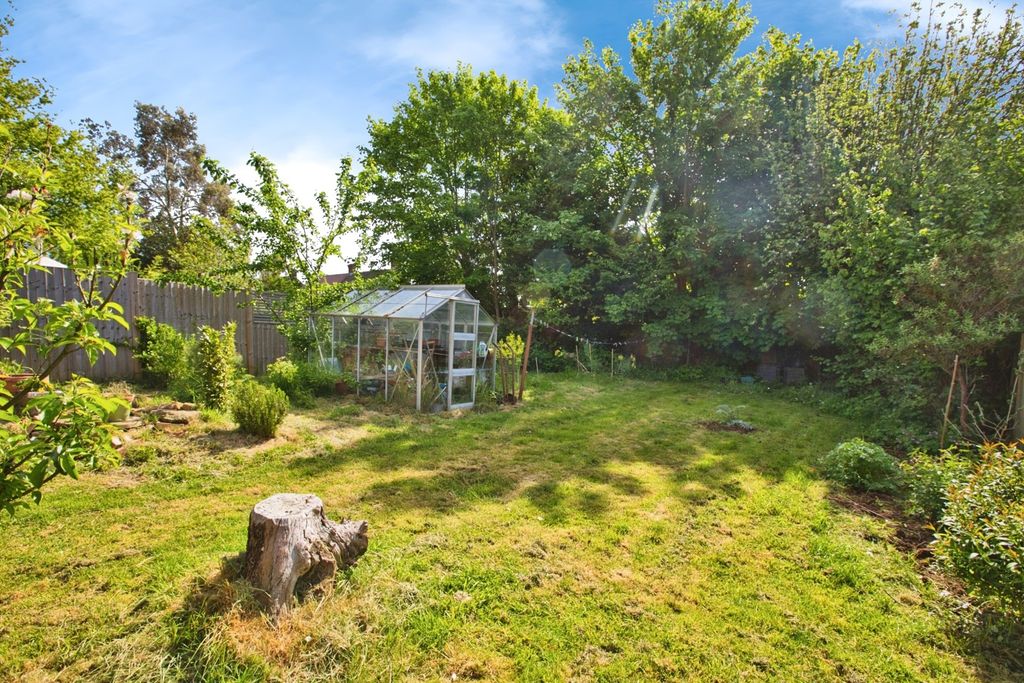 Property photo 3 of 17 Photo