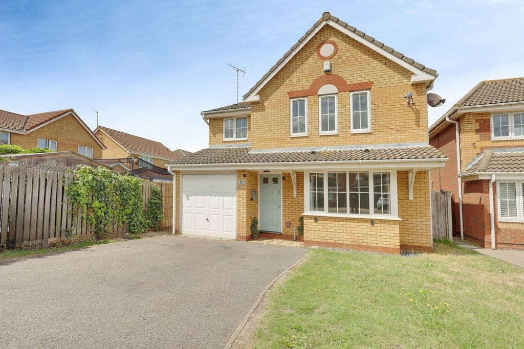 Property photo 1 of 36