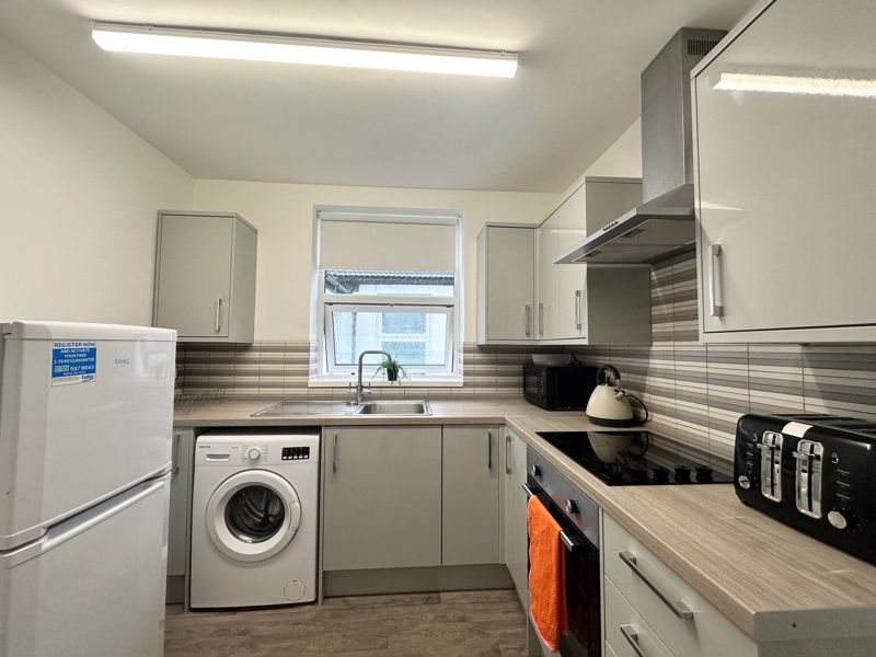 Property photo 2 of 8 Photo 10