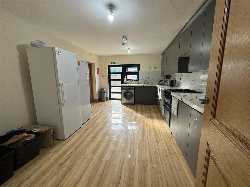 Property photo 2 of 5 Whatsapp Image 2024-05-15 At 5.48.43 Pm.Jpeg