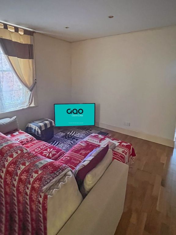 Property photo 3 of 8 Photo 3