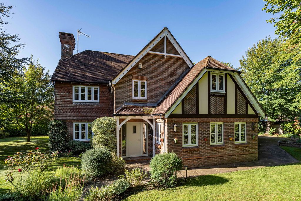 Property photo 1 of 39