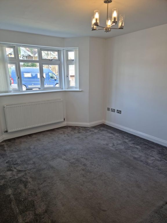 Property photo 3 of 16 Image