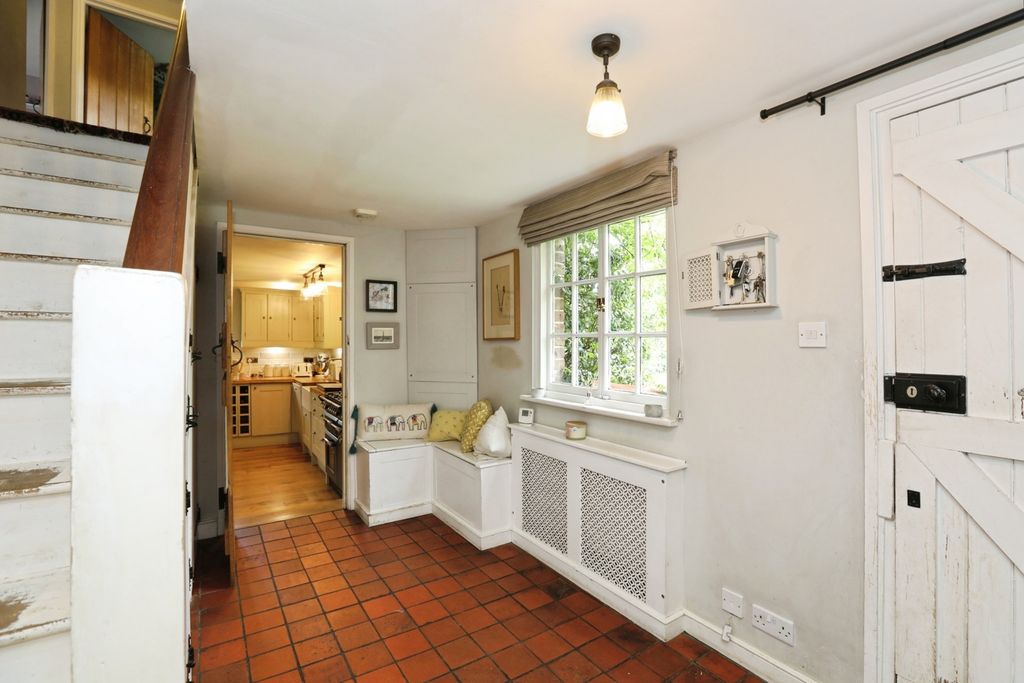 Property photo 2 of 25 Pbox-Img.Jpg