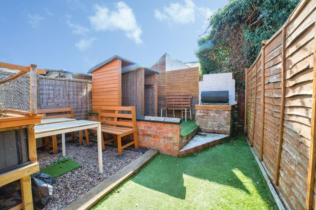 Property photo 3 of 20 Pbox-Img.Jpg