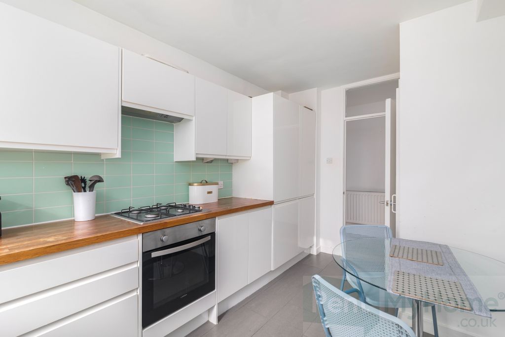 Property photo 2 of 17 641A2057Copy