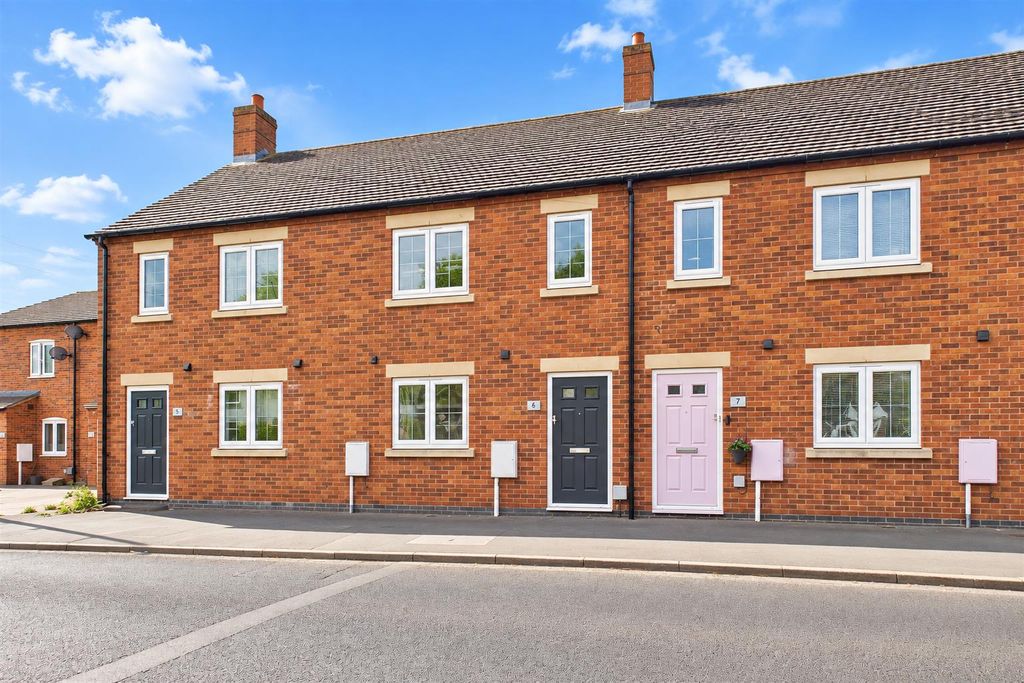 Property photo 1 of 13 1.Png