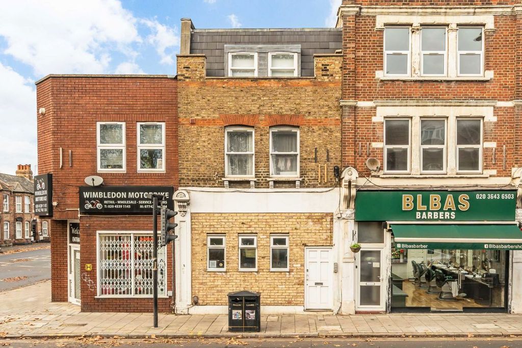 Property photo 1 of 6