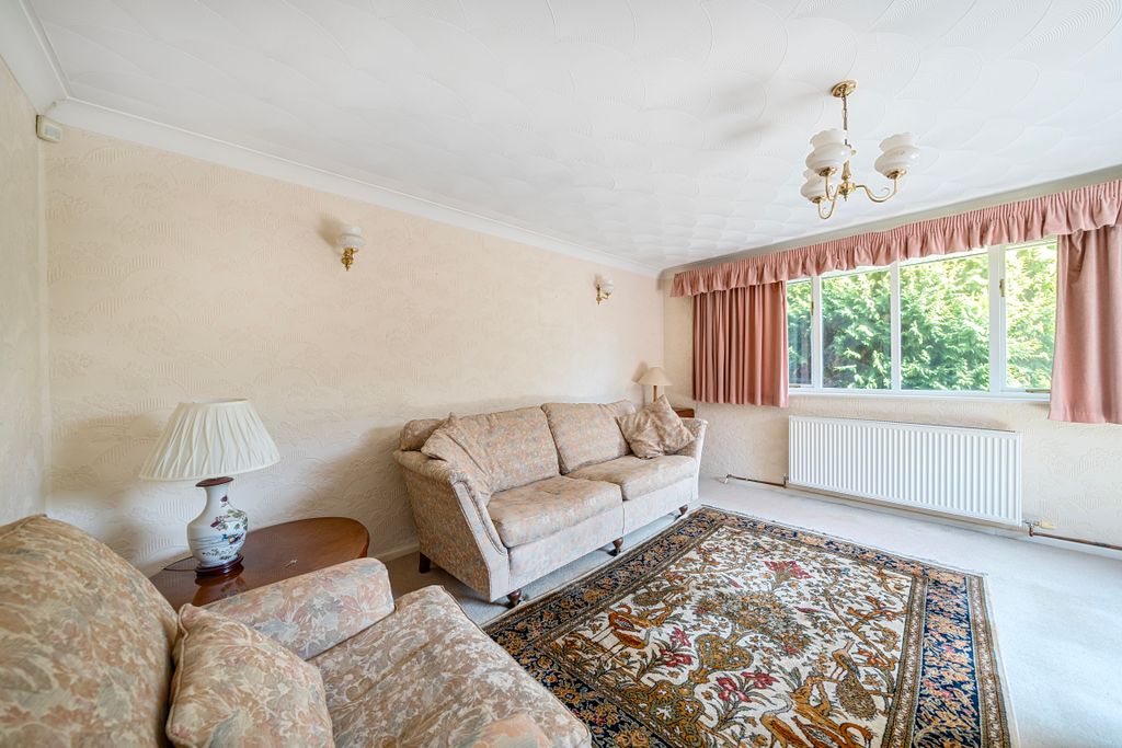 Property photo 2 of 19