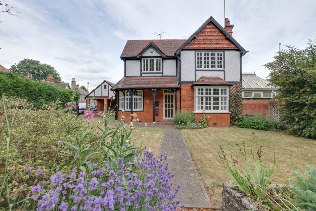 Property photo 1 of 15