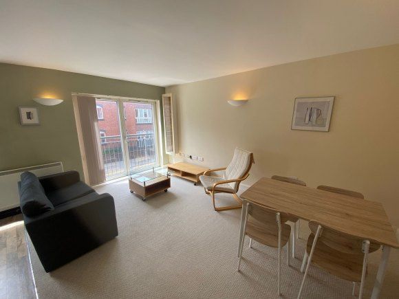 Property photo 1 of 4 Lounge