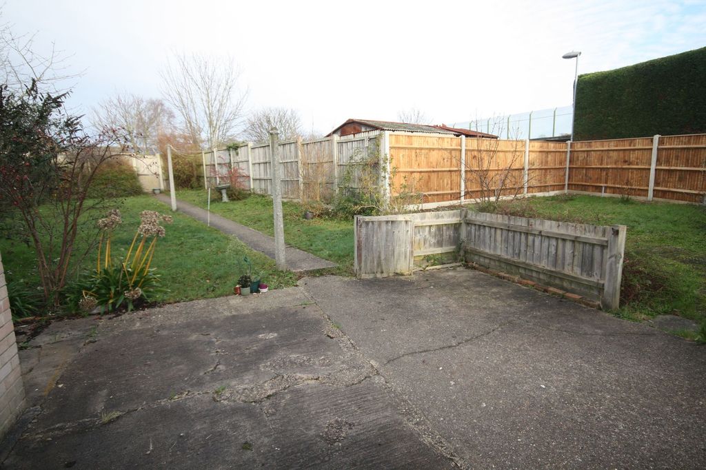 Property photo 3 of 5