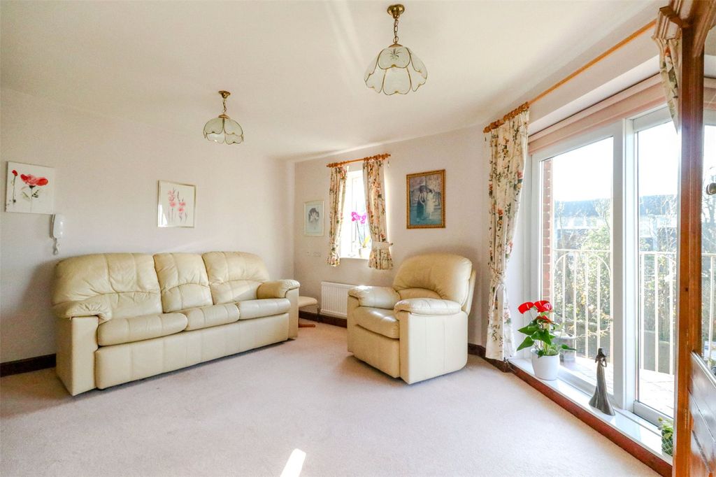 Property photo 3 of 13 Picture No. 35