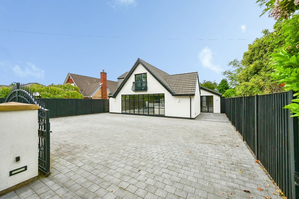 Property photo 1 of 22 Pbox-Img.Jpg