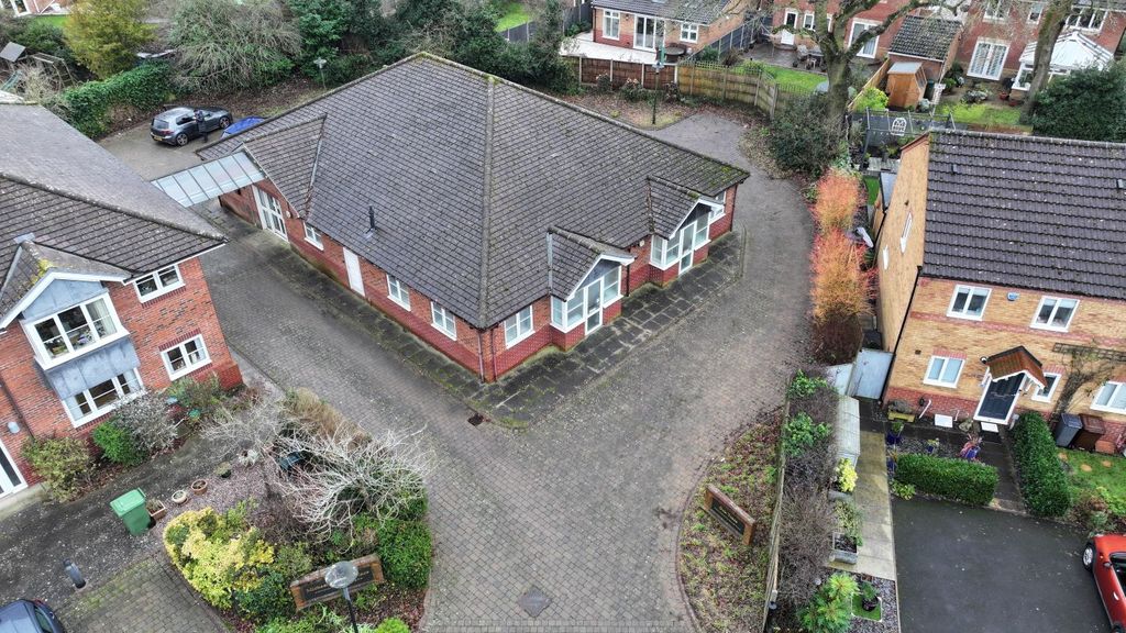 Property photo 1 of 26