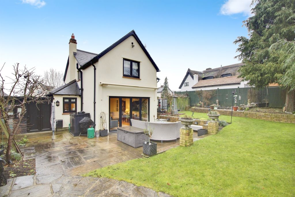 Property photo 1 of 16
