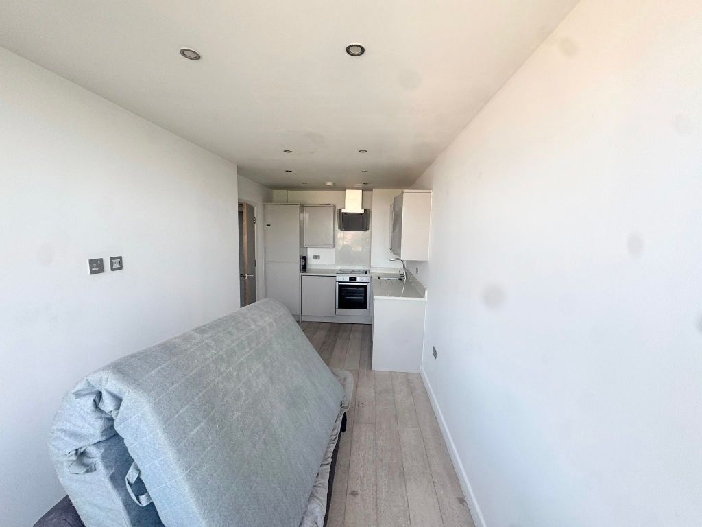 Property photo 1 of 4