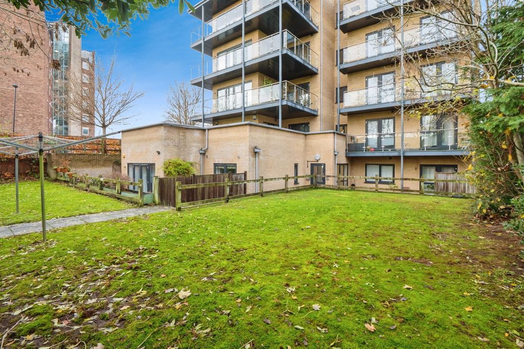 Property photo 1 of 14