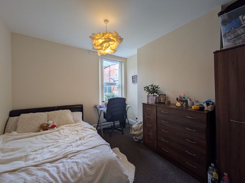 Property photo 2 of 11 Photo 13