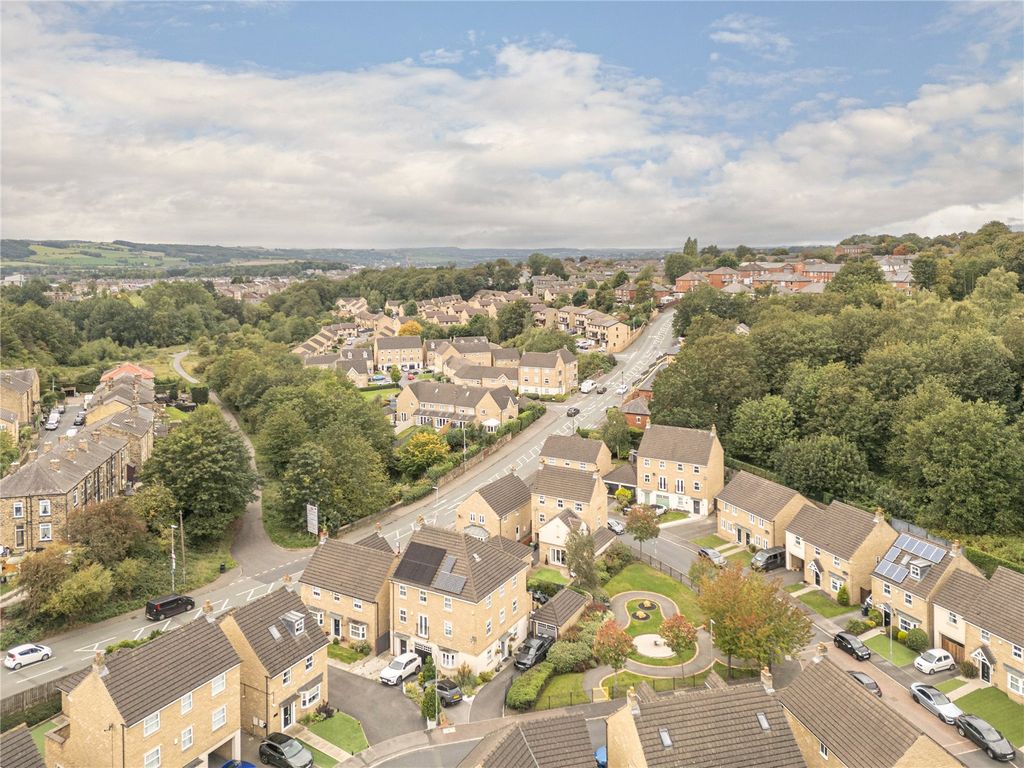 Property photo 3 of 18 Picture No. 21