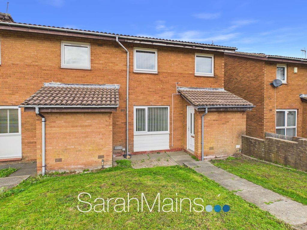 Property photo 1 of 12 External