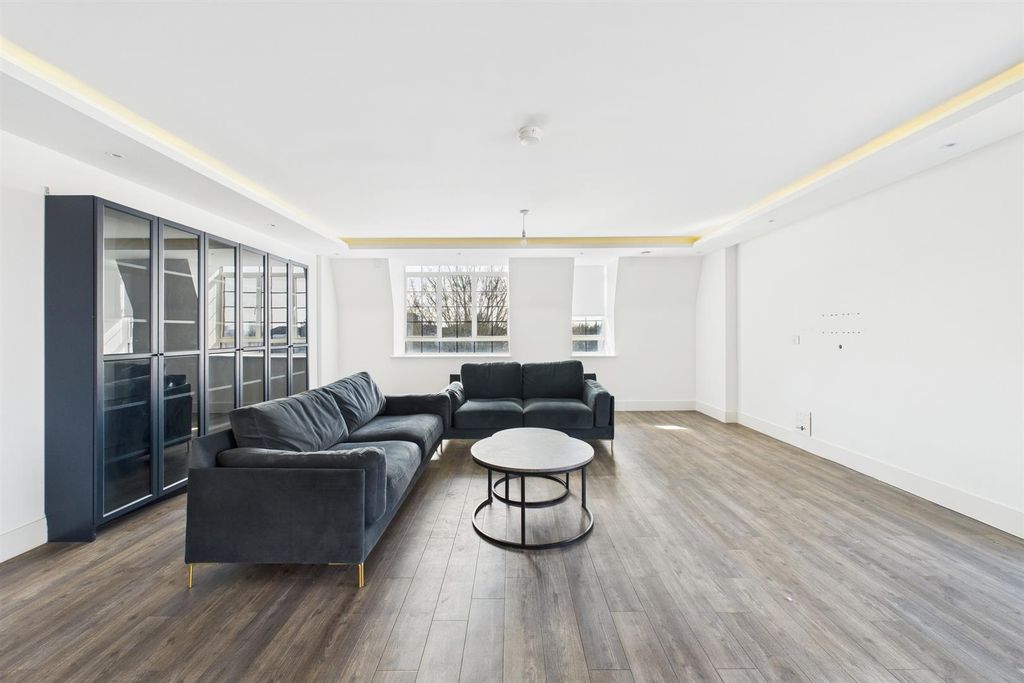 Property photo 1 of 12 1.Jpg