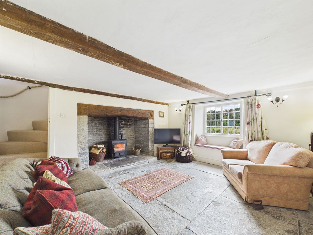 Property photo 3 of 42 Photo 13