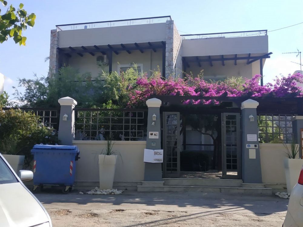 Property photo 1 of 16 Hotel, 700 Sq, For Sale