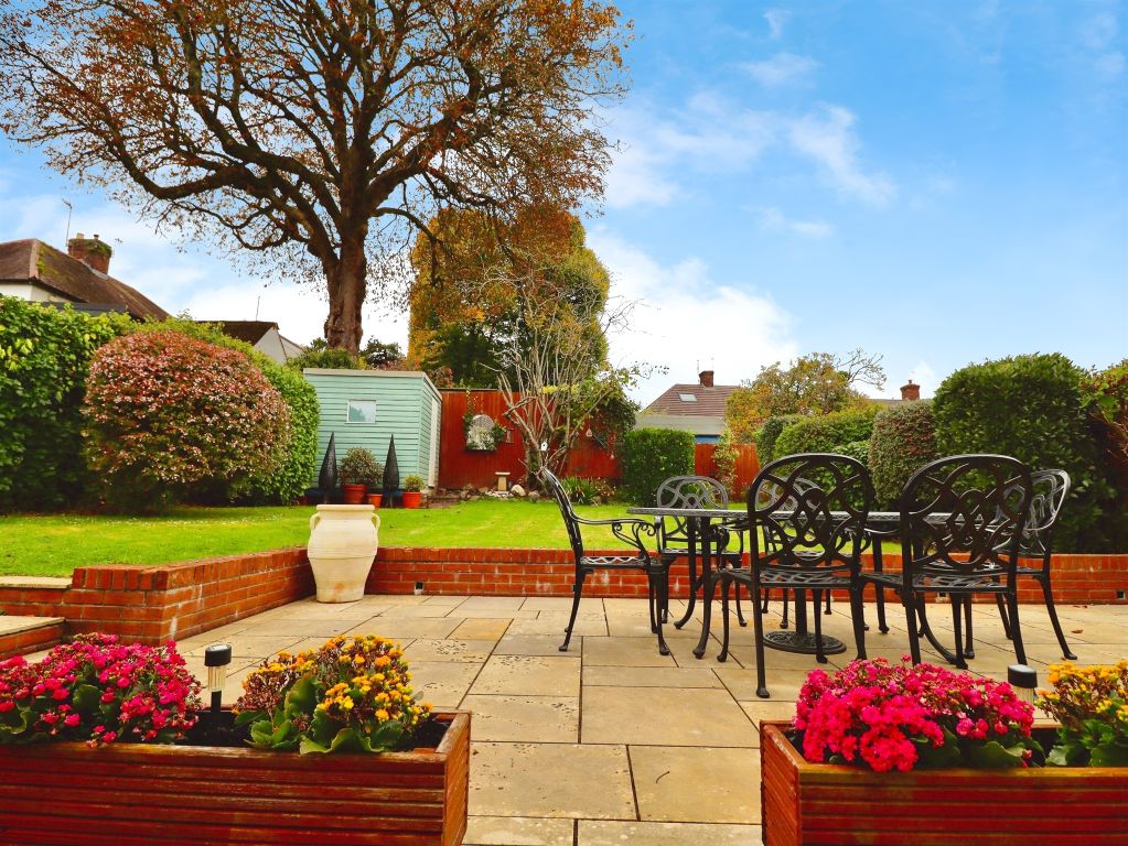 Property photo 2 of 34