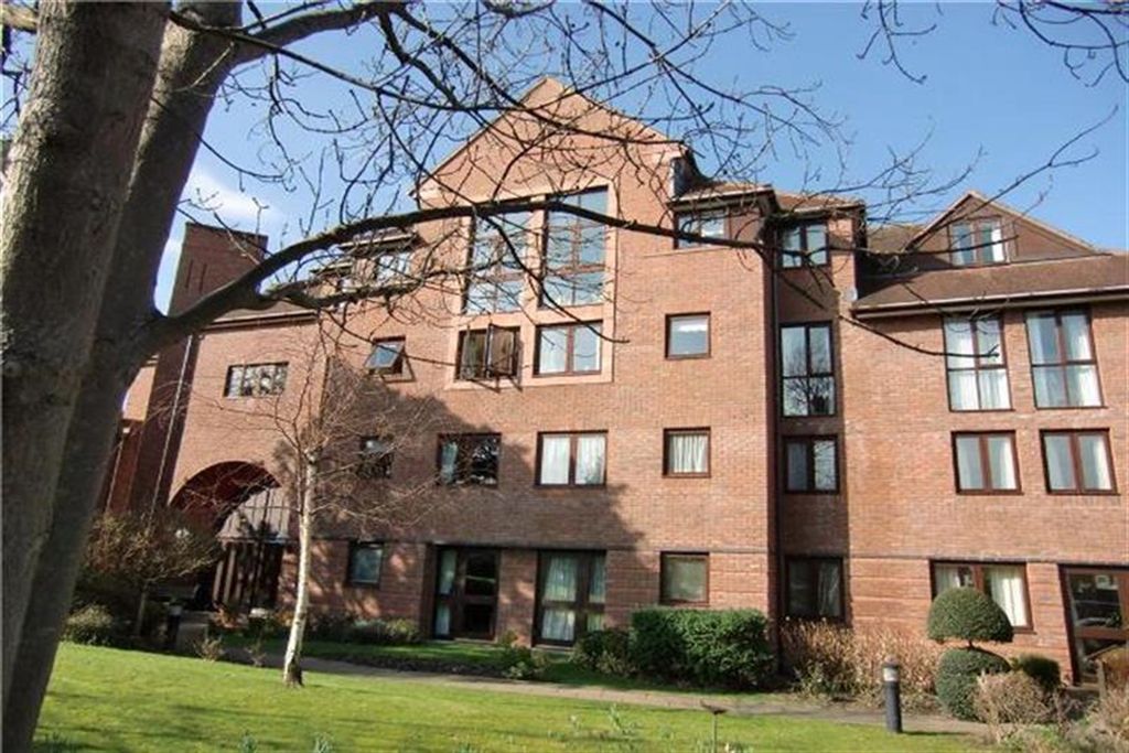 Property photo 1 of 12 (Main)