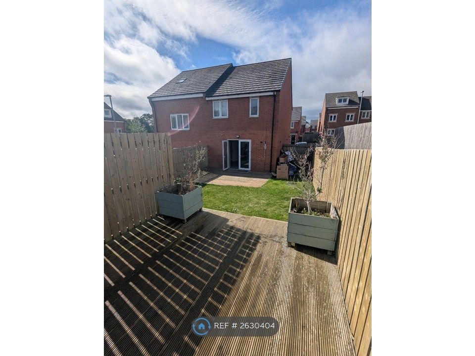 Property photo 3 of 18