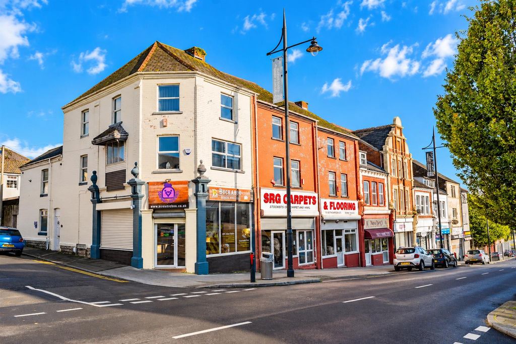 Property photo 1 of 76 A77c0A9F-Feb3-4636-A3F3-F5F7068018dc.Png