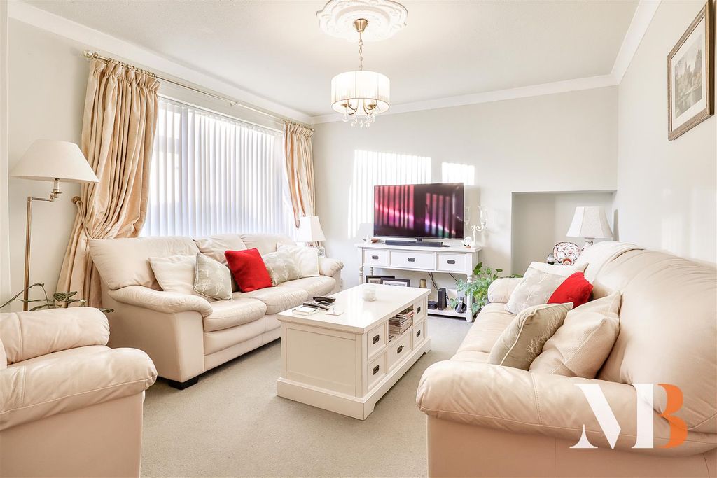 Property photo 2 of 31 Ridgeway-34.Jpg