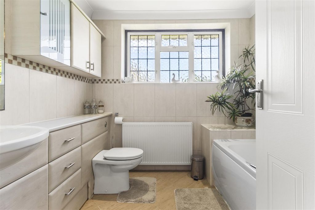 Additional image 23 of 4 bed detached house for saleChurch Street, Willingdon, Eastbourne BN22