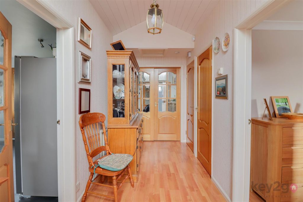 Property photo 2 of 29 Img_8871-Img_8873.Jpg