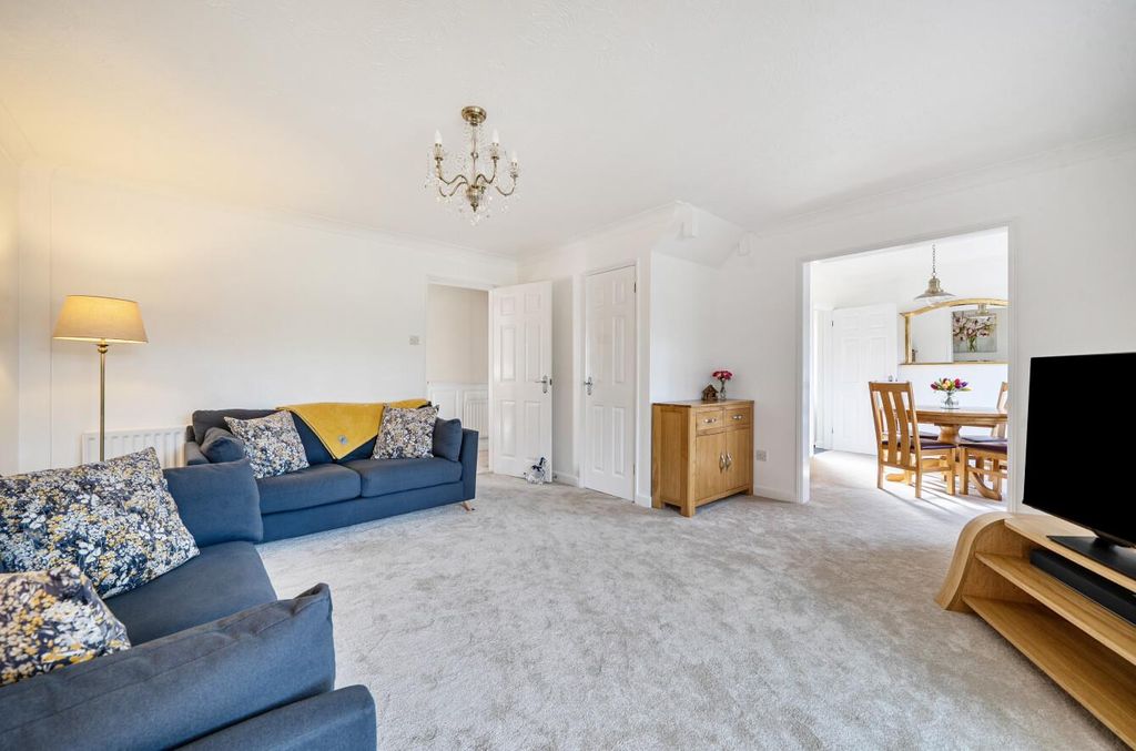 Property photo 3 of 21 1449072-9-69E8F45417455.Jpg