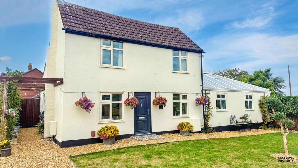 Property photo 1 of 33