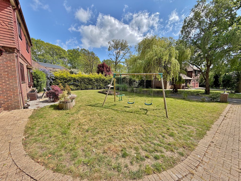 Additional image 31 of 6 bed detached house for saleFareham Park Road, Fareham PO15