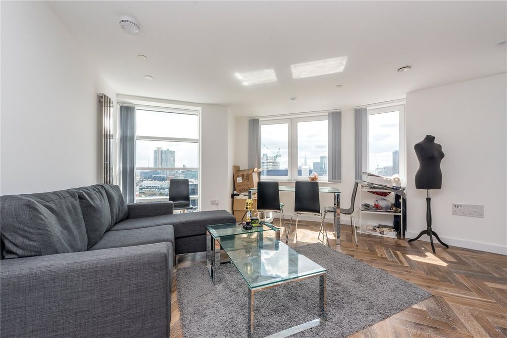 Property photo 1 of 9 Reception Room