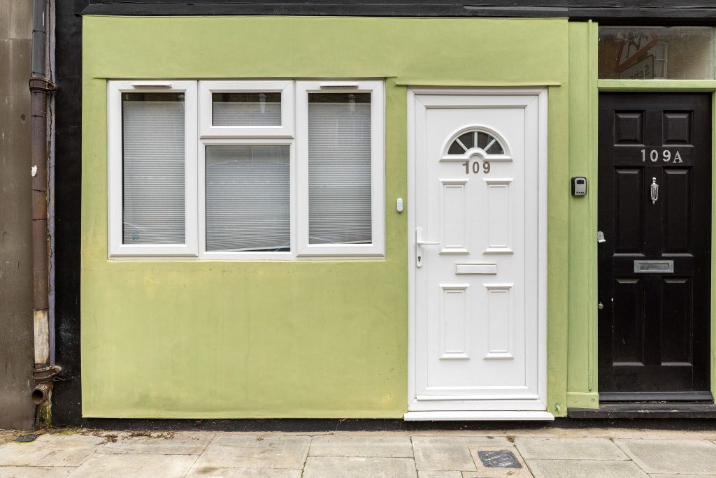 Property photo 2 of 2